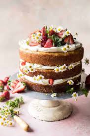 Wedding Cake - Strawberry - 1kg
